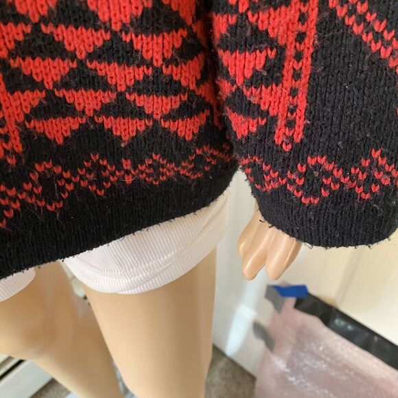 VTG 90s Michel Women S-L Fair Isle Agyle Knit Sweater Pullover RedBlack Holiday - Picture 6 of 9